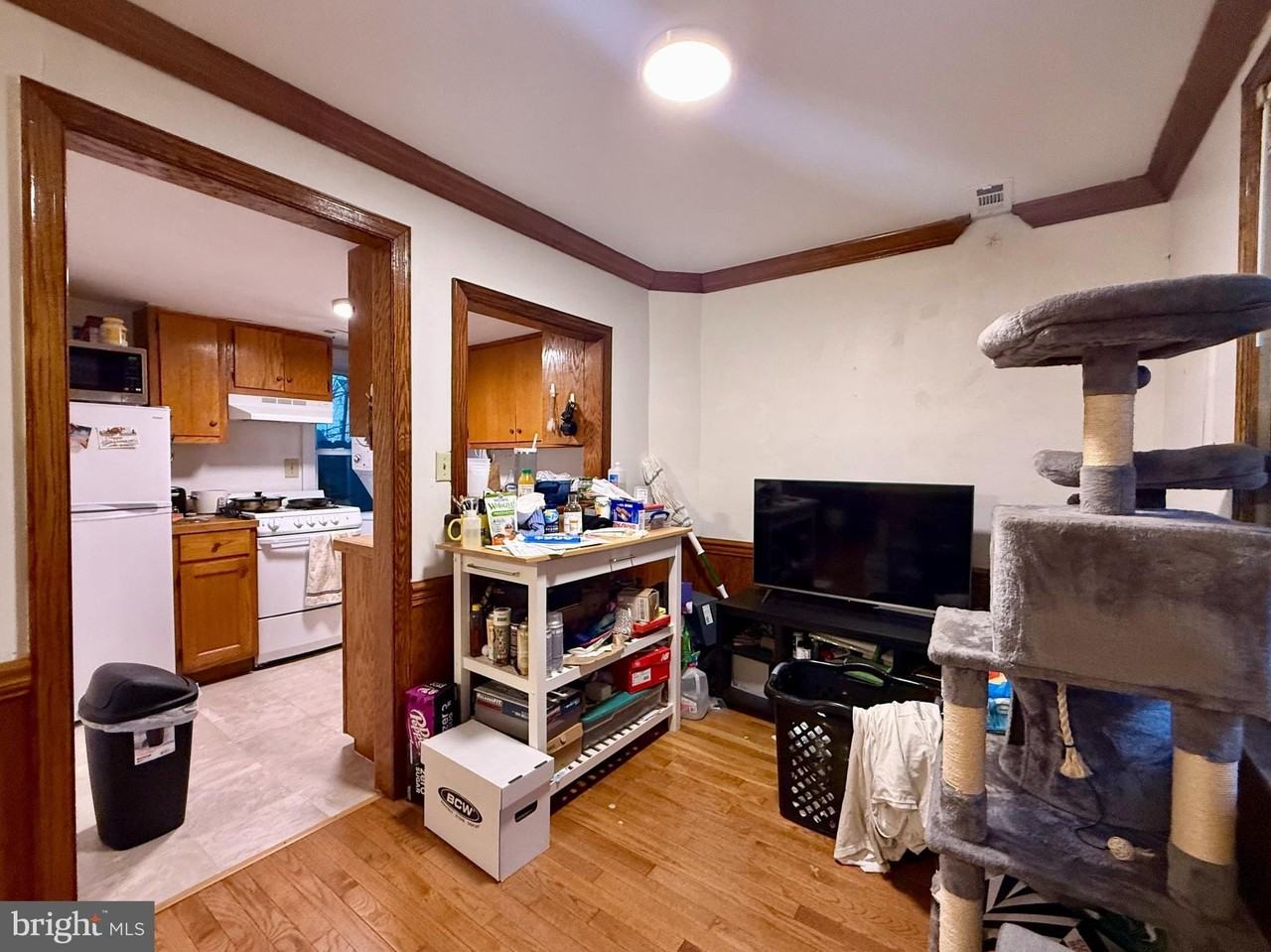 1409 Charles St Apt 5 - Photo 4 of 9