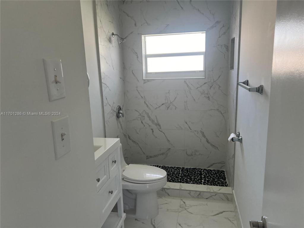 5909 Nw 67th Ave ##1 - Photo 7 of 10