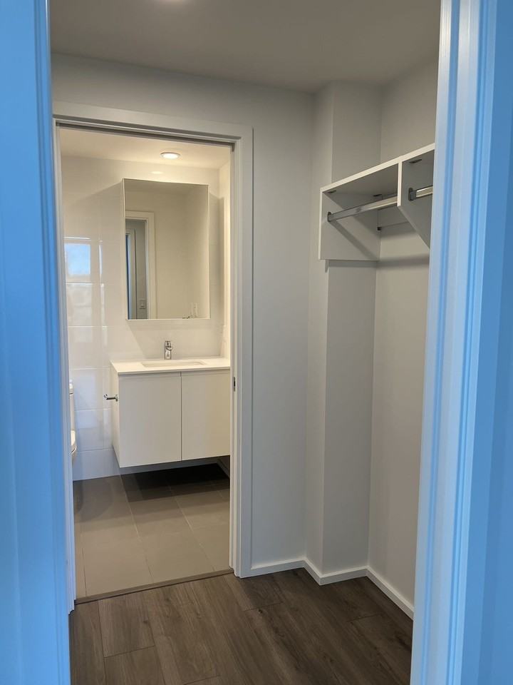 3800 Evergreen Place - Photo 5 of 12