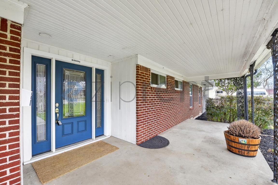 1610 N Ave - Photo 4 of 28