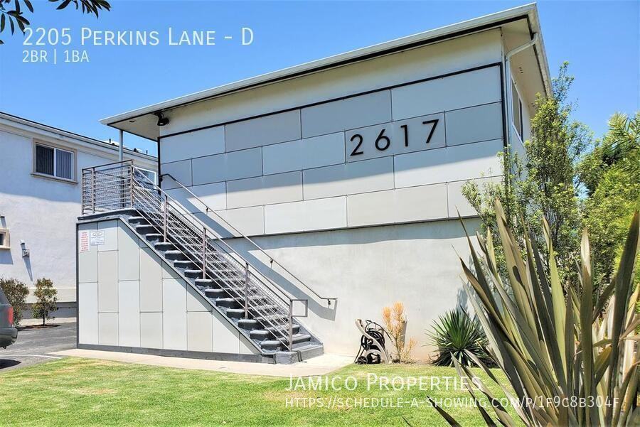 2205 Perkins Ln #D - Photo 3 of 11