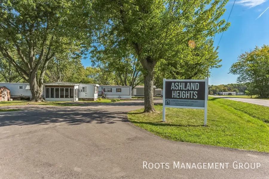 1520 Orange Rd #28 - Photo 2 of 11