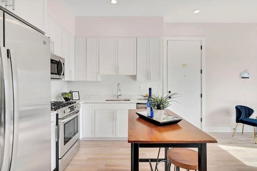 1130 Penn St Ne #5 - Photo 3 of 22