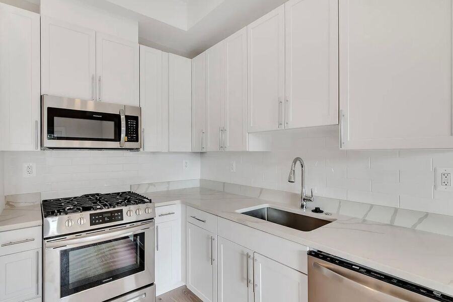 1130 Penn St Ne #5 - Photo 6 of 22