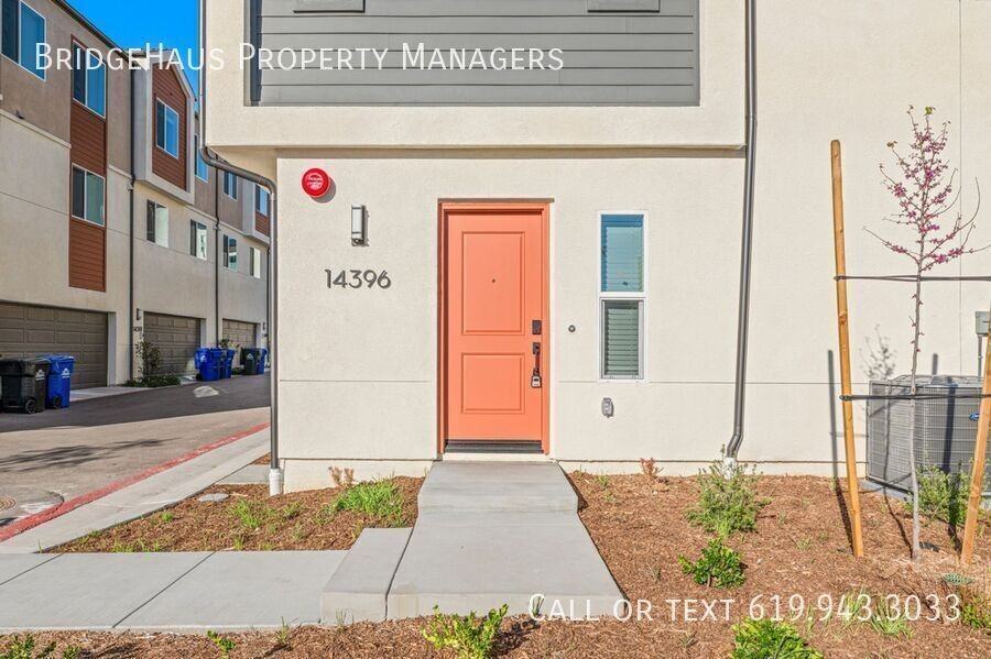 14396 Savannah Ct - Photo 3 of 30