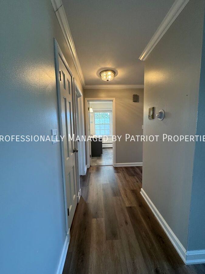 400 N Webb Ave #2 - Photo 7 of 10