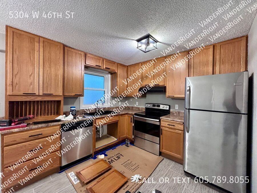 5304 W 46th St - Photo 6 of 26