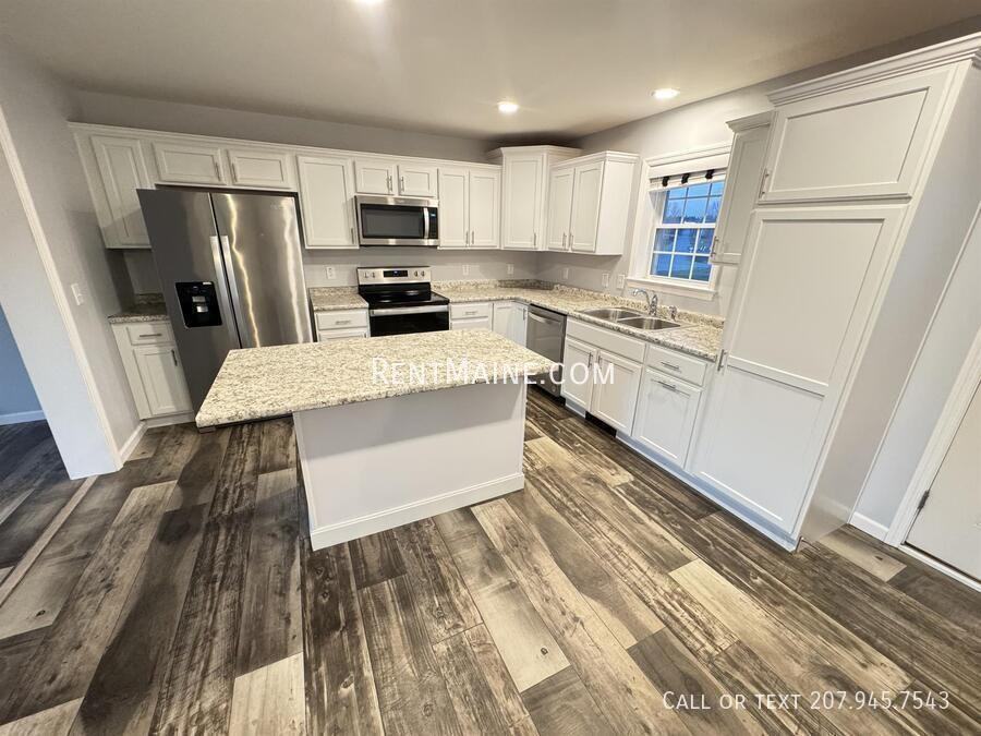 110 Rocky Ridge Dr #8 - Photo 2 of 12