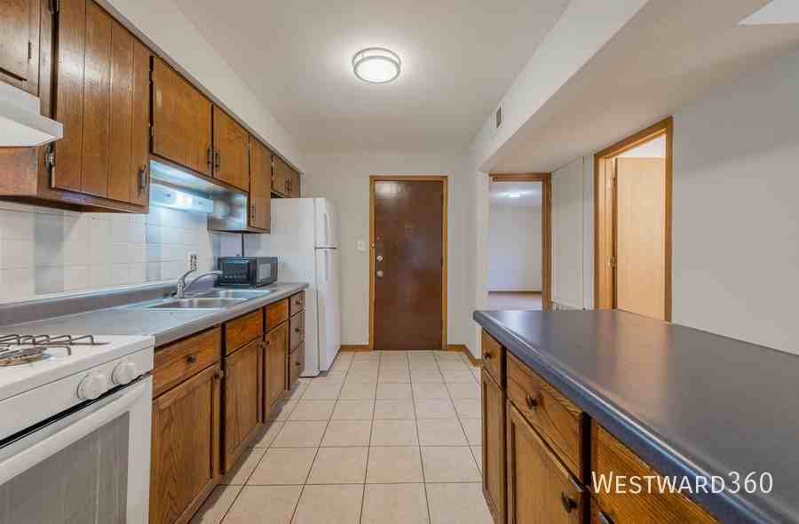 660 Piper Ln #3A - Photo 5 of 10