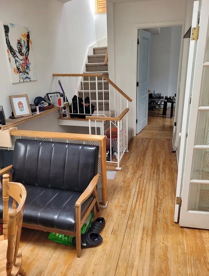 460 Markham Street - Photo 3 of 8