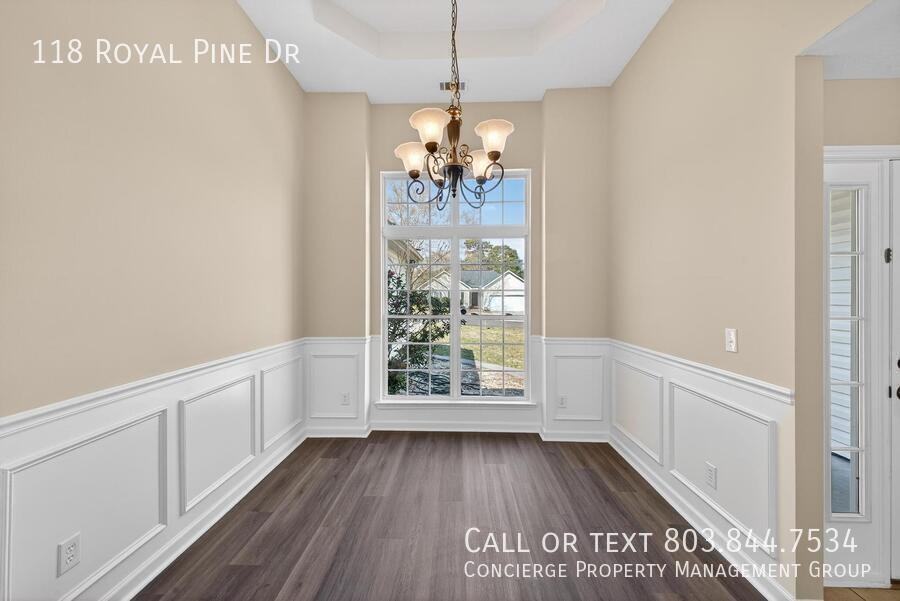 118 Royal Pine Dr - Photo 4 of 21