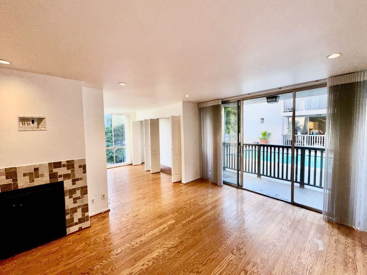 1134 Alta Loma Rd #115 - Photo 4 of 43