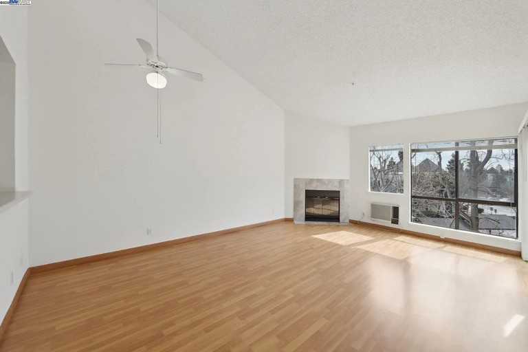 39224 Guardino Dr #310 - Photo 3 of 16