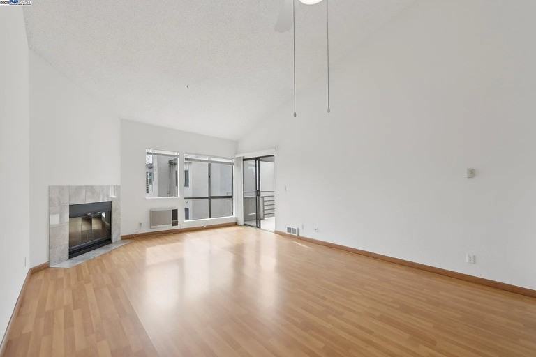 39224 Guardino Dr #310 - Photo 5 of 16