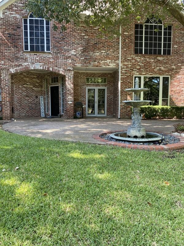 634 Lochngreen Trl - Photo 2 of 13