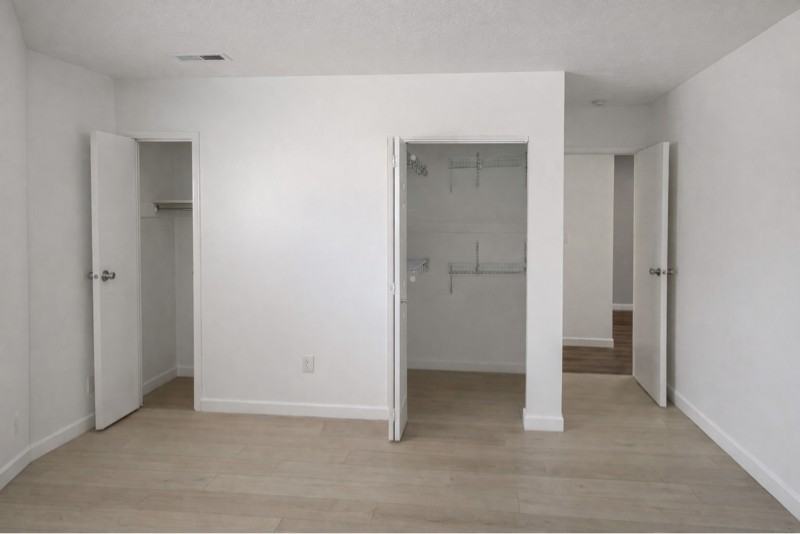 2483 Montana Ave #6 - Photo 5 of 7