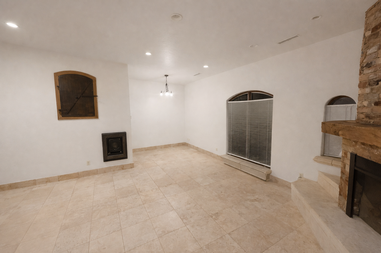 32 E Utah Ave #205 - Photo 2 of 5