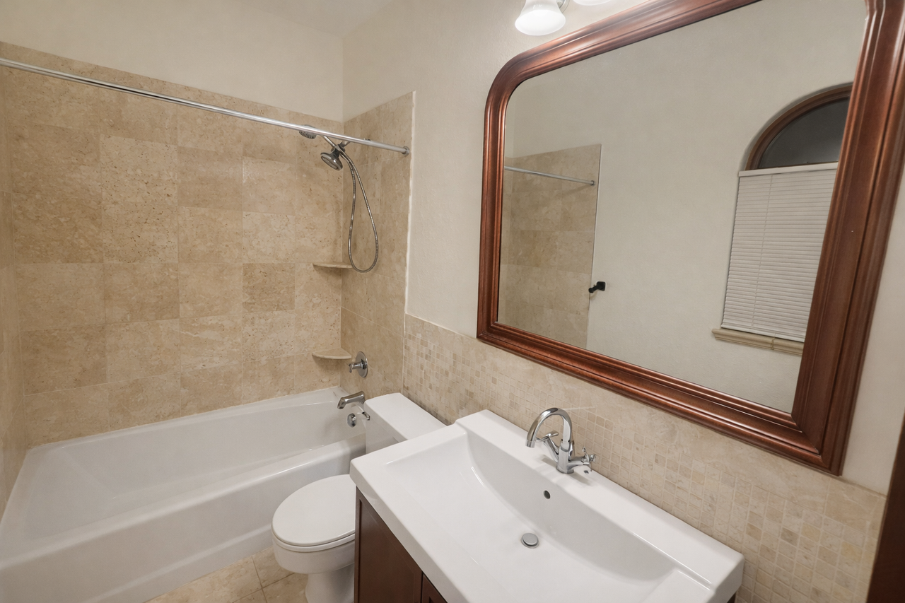 32 E Utah Ave #205 - Photo 3 of 5