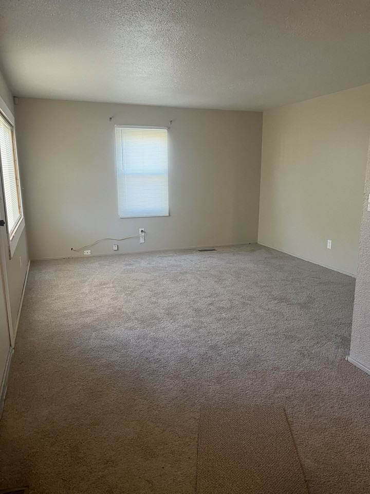 2500 Jackson St Sw - Photo 2 of 6