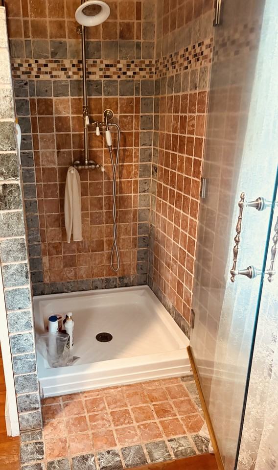 100 Colton Ave - Photo 7 of 8