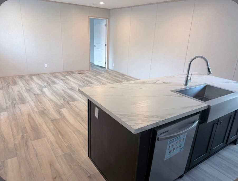 310 Karlee Dr - Photo 2 of 10