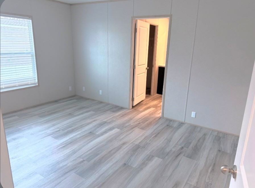 310 Karlee Dr - Photo 3 of 10