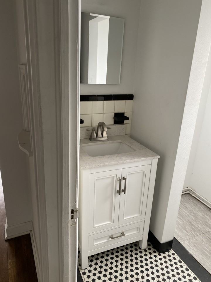 91 Maccorkle Ave Sw #C - Photo 5 of 5