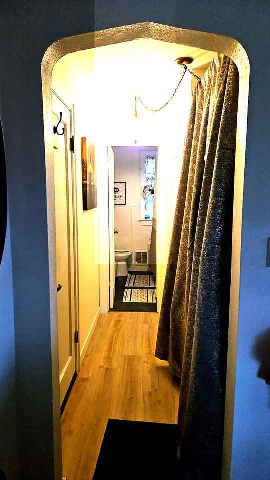 801 E Lakeside Ave #4 - Photo 5 of 10