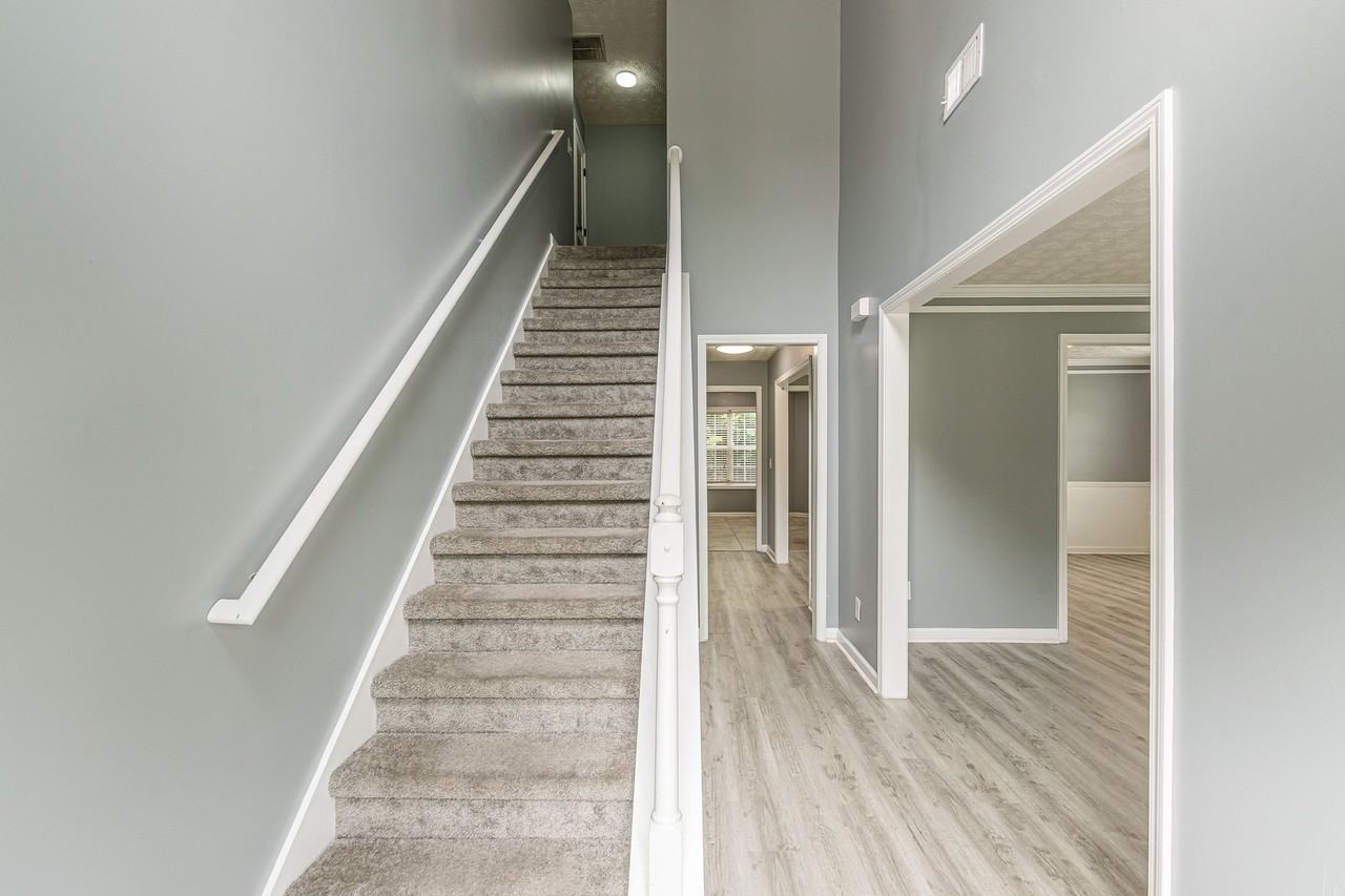 4332 Abram Dr - Photo 3 of 20