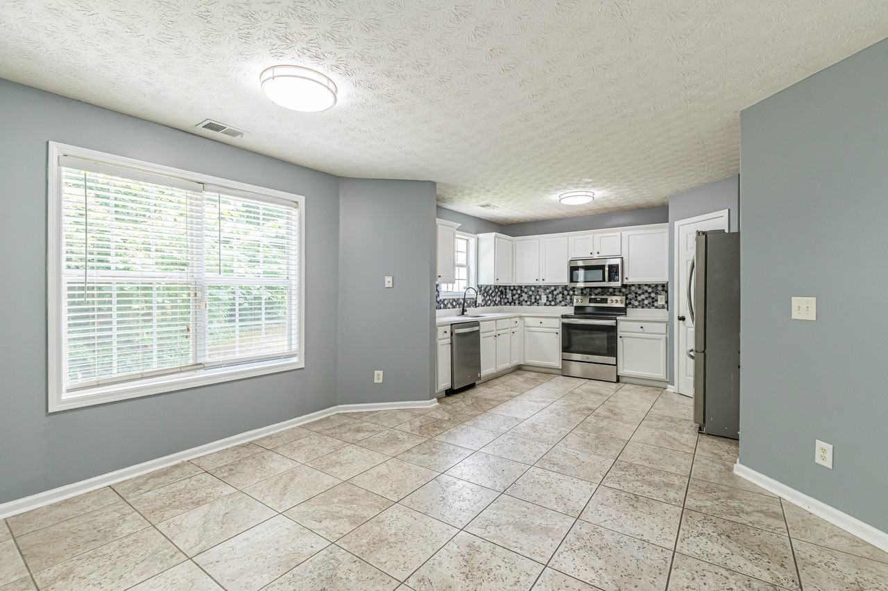 4332 Abram Dr - Photo 7 of 20