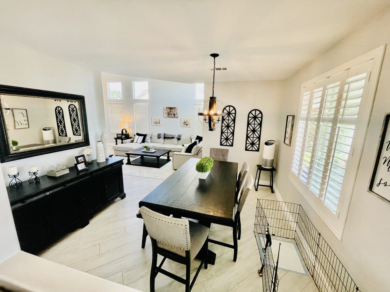 8352 Clover Creek Rd - Photo 6 of 20