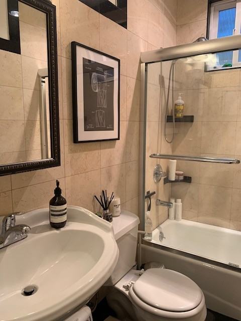 622 Shrader St #3 - Photo 5 of 8