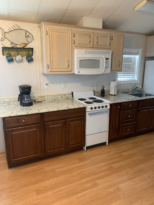 2580 Ne Indian River Dr #7 - Photo 3 of 11