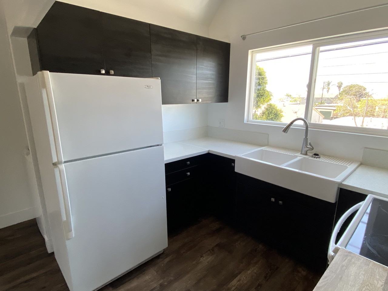 3320 Clairemont Dr #3322B - Photo 2 of 8