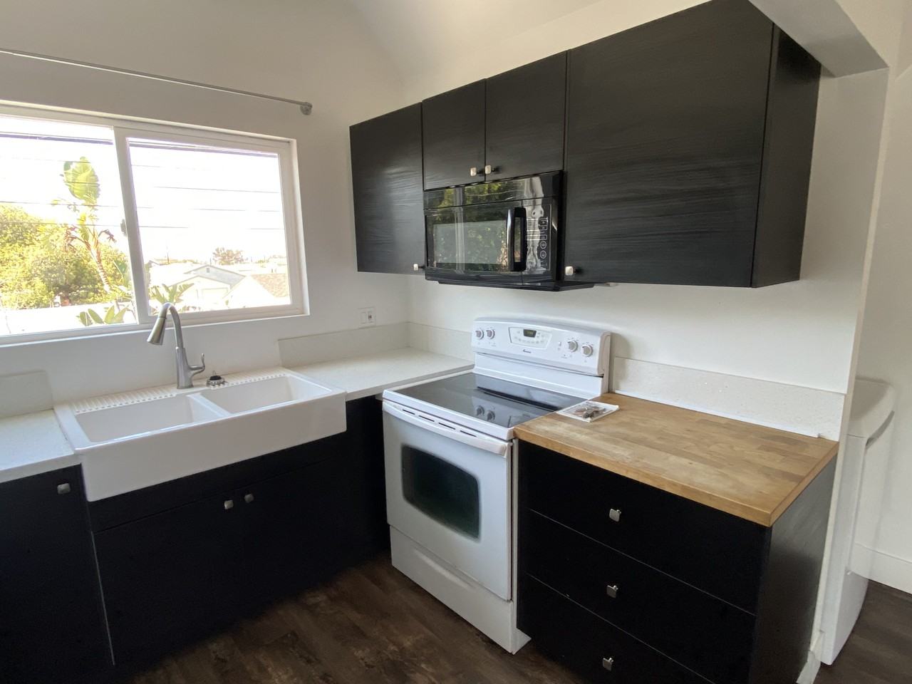 3320 Clairemont Dr #3322B - Photo 3 of 8