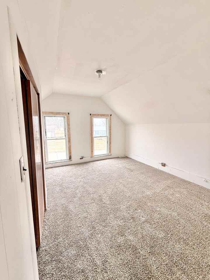 705 Beautiful St - Photo 4 of 5