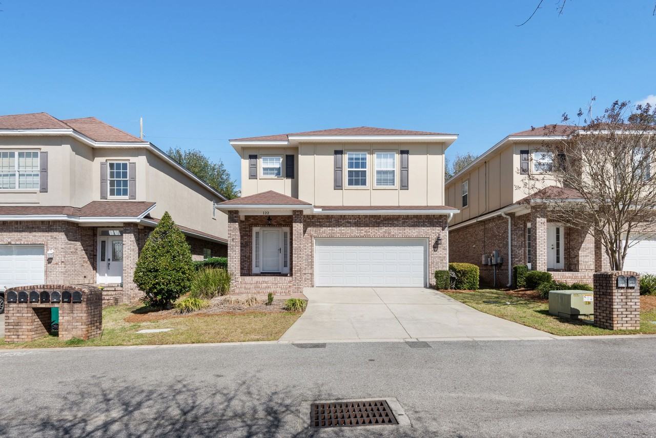 122 Big Oaks Ln - Photo 2 of 37