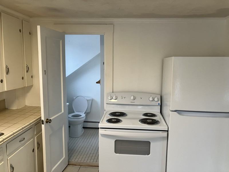 18 Center St #4 - Photo 2 of 11