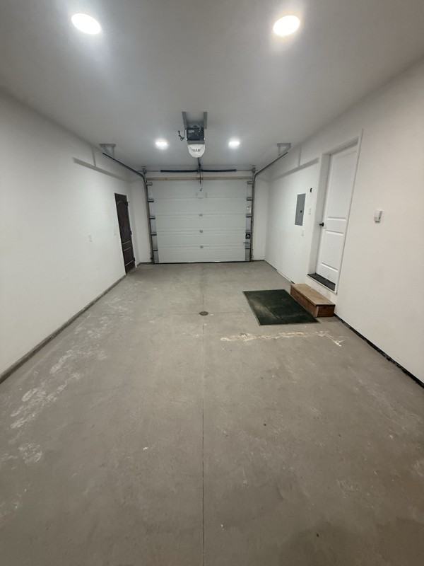 7862 N Covington St #D - Photo 5 of 13