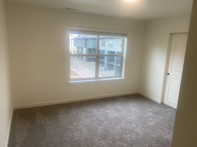 4337 N Waltz Ln - Photo 6 of 8