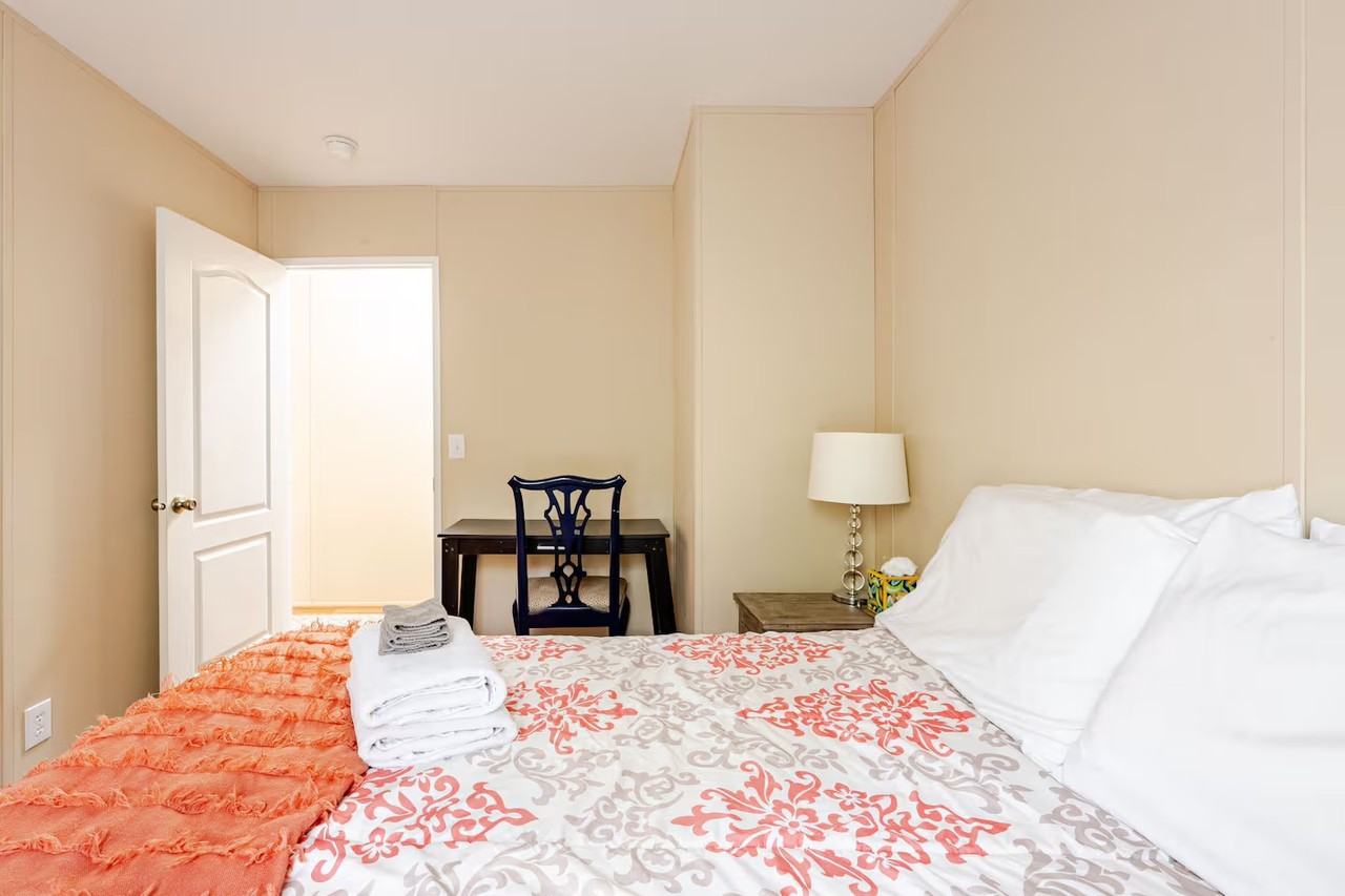 2395 Downing Ave - Photo 3 of 12