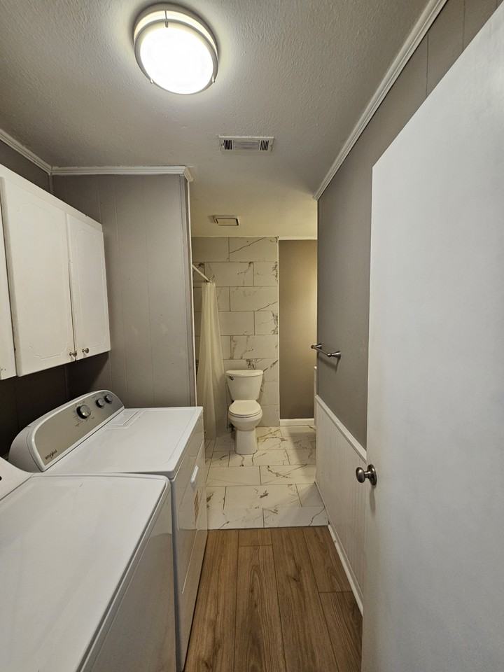 22 Linder Rd #1 - Photo 4 of 7