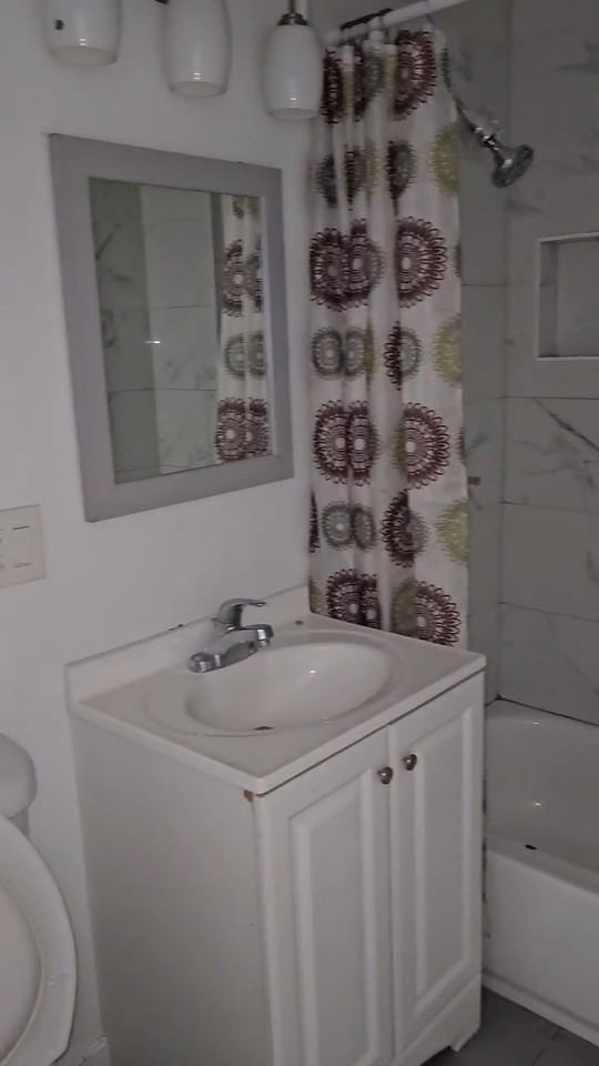 4849 S Marshfield Ave #2 - Photo 6 of 14