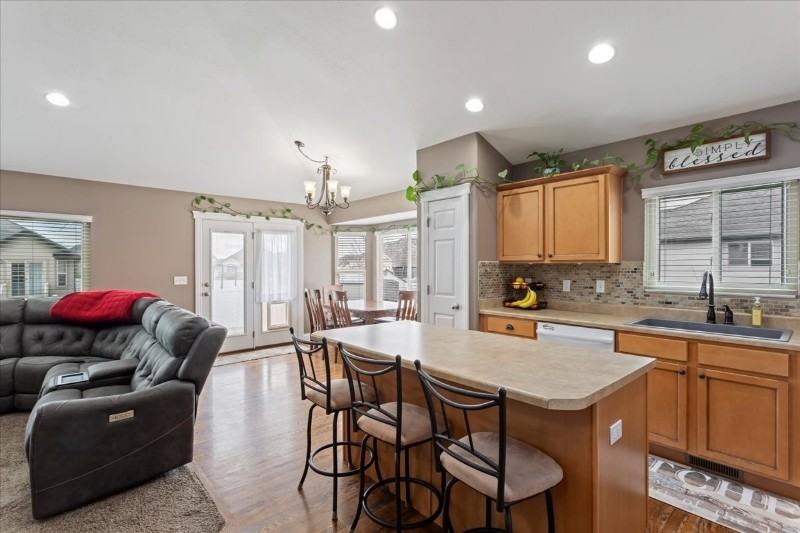 93 Nw - Photo 5 of 21