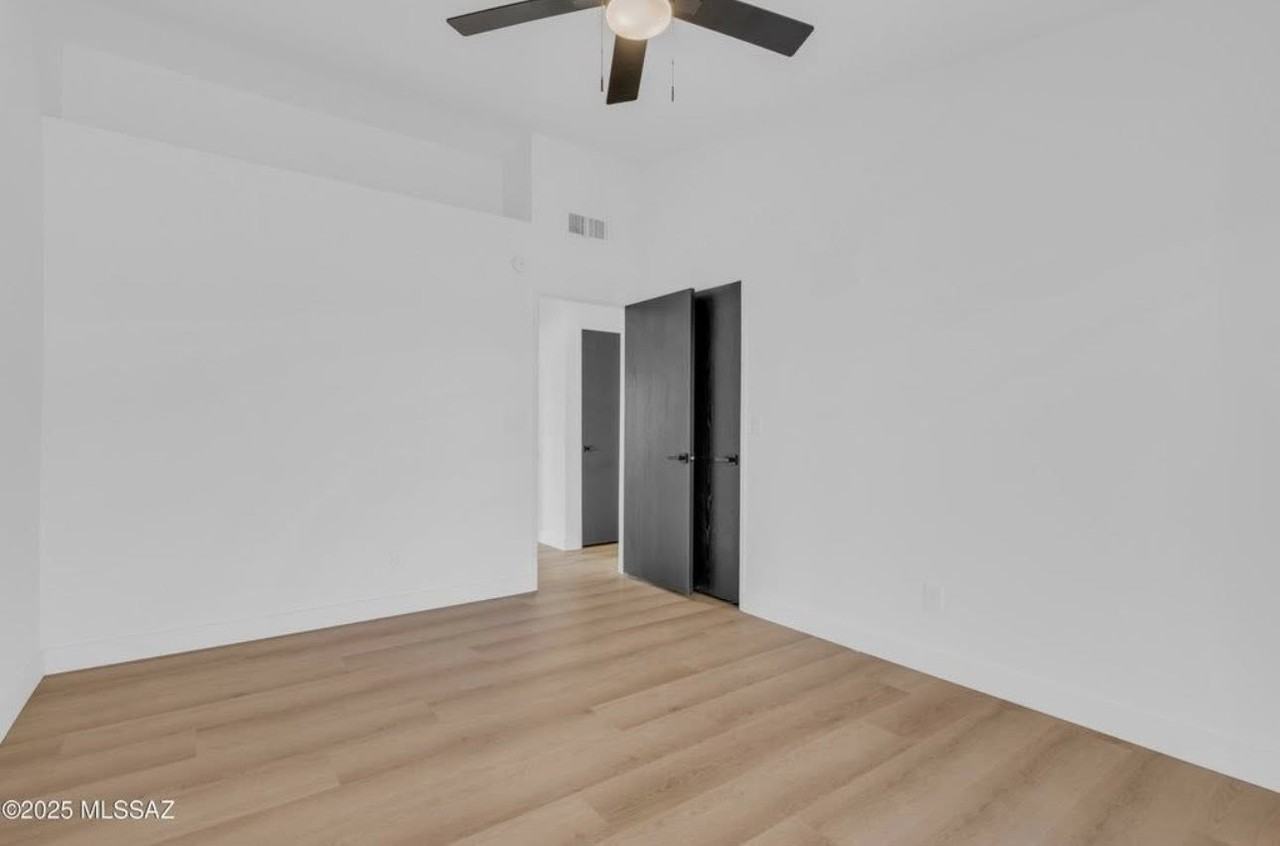 980 N Solar Dr - Photo 3 of 20