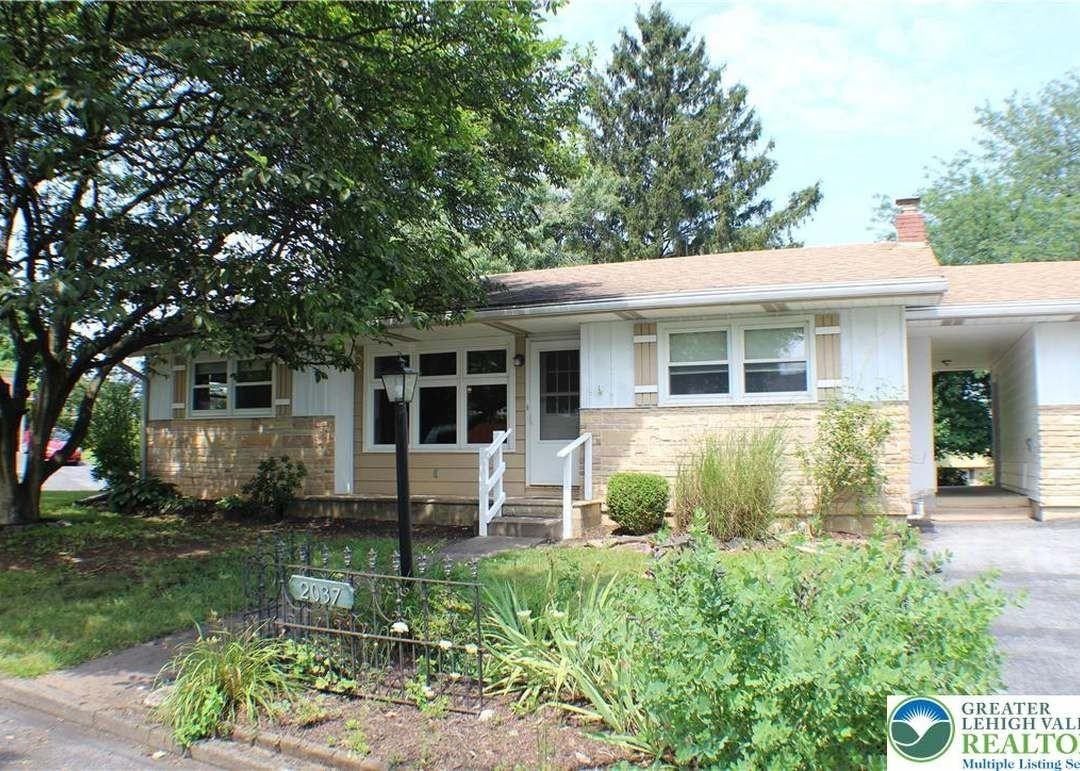 2037 Bert Ln - Photo 2 of 15