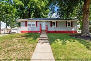 featured image of 2 Prince Edward Cir