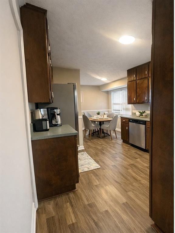 1802 Driftwood Pl - Photo 4 of 9