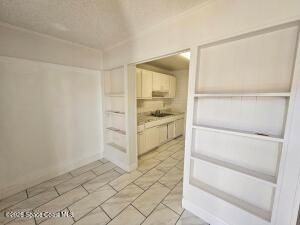 18 North Ct Apt A - Photo 3 of 9