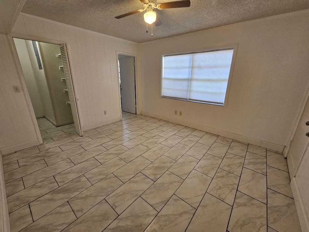 18 North Ct Apt A - Photo 4 of 9